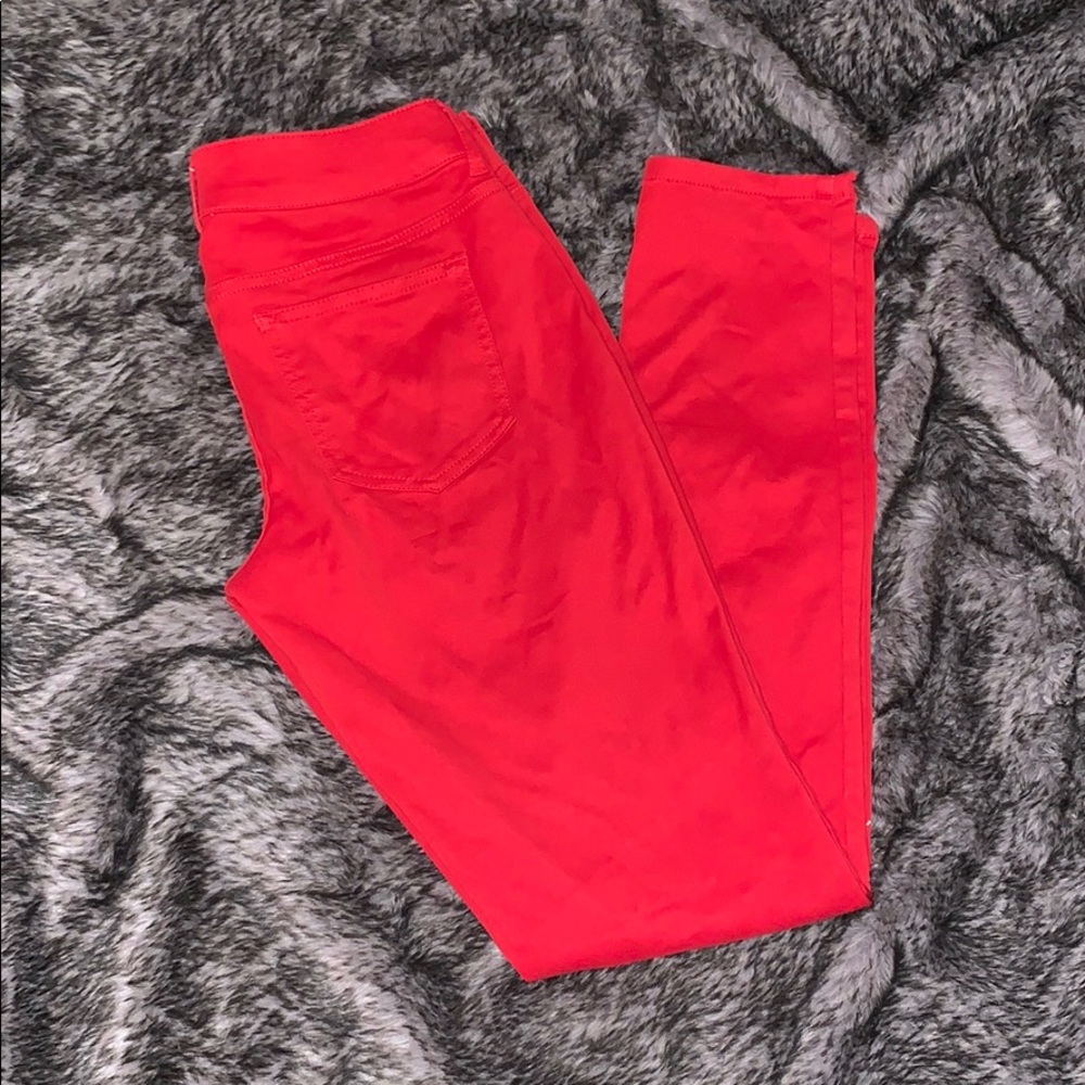 Maurice’s red skinny jeans size small (4-6)